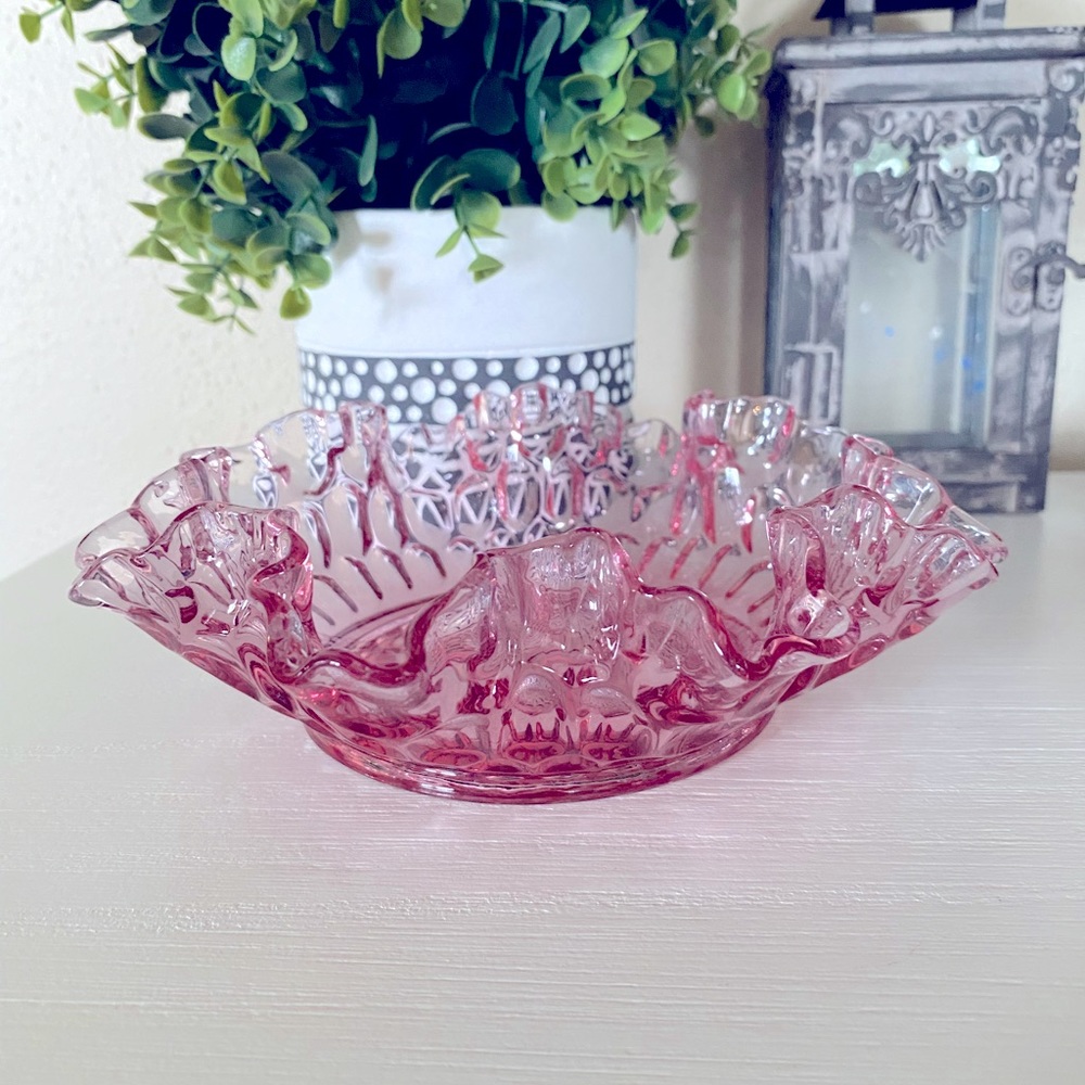 VINTAGE FENTON RUFFLE THUMBPRINT RUFFLE CRANBERRY CANDY DISH 2.5x7.5”